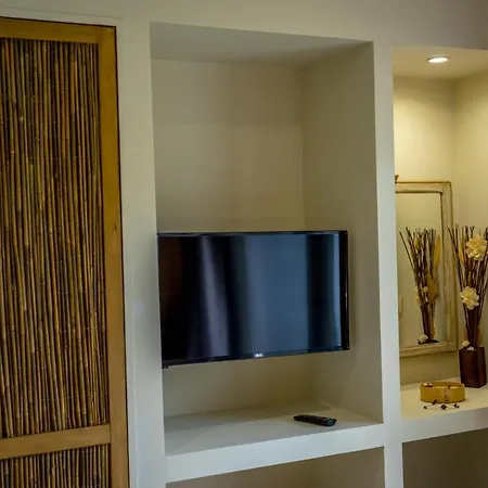 Forest Skiathos Трулос