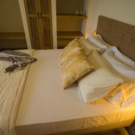 Forest Skiathos Apartment *