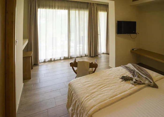 Forest Skiathos Troulos