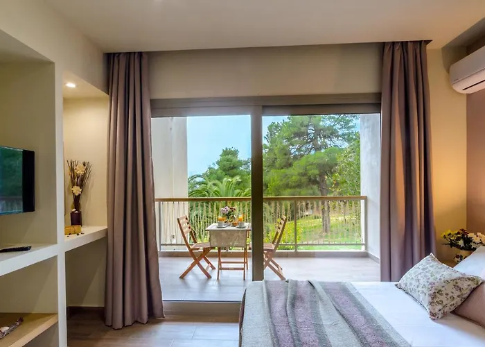 Forest Skiathos Apartment