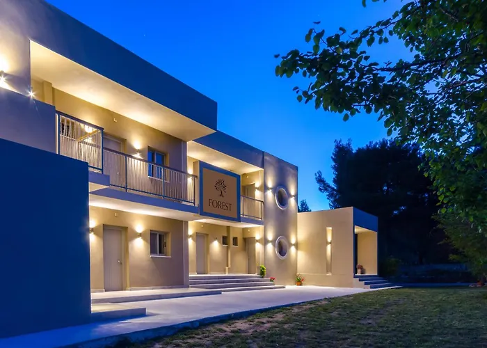 Forest Skiathos Apartment